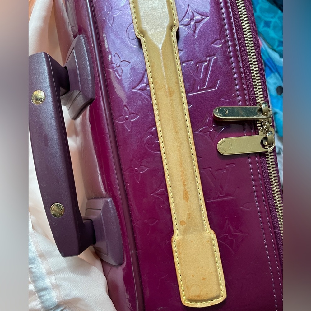 Violette monogram Vernis leather Louis Vuitton Pegase 45 - Picture 7 of 15